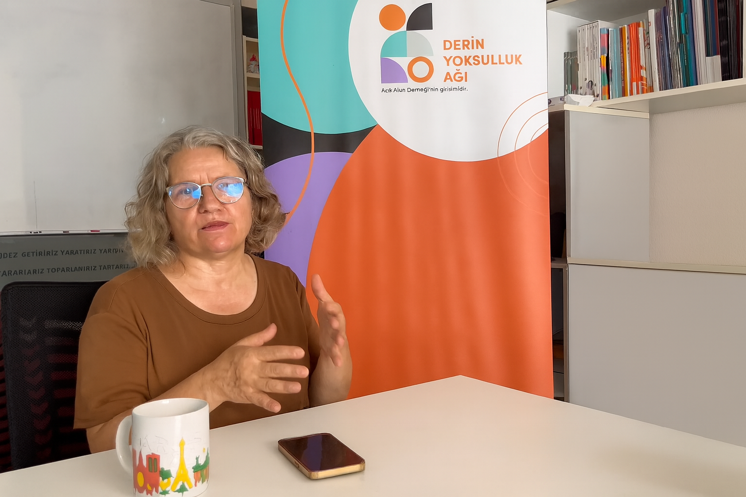 Toplumsal cinsiyet ve yoksulluğun kesişimi: Yalnız anneler