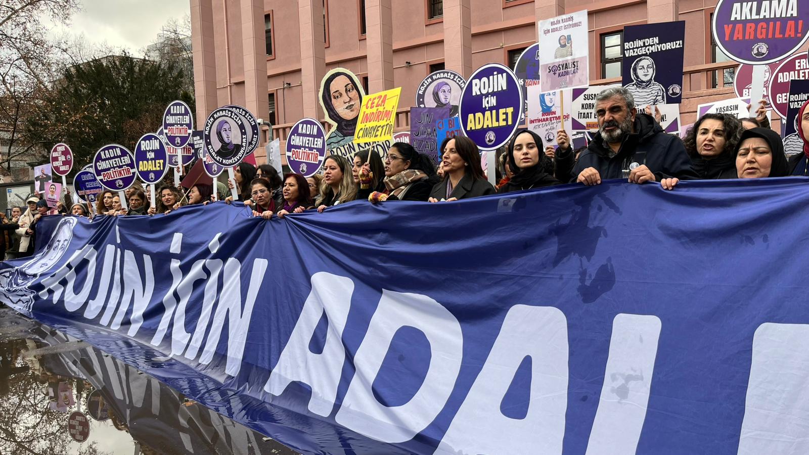 “Adalet Bakanı Rojin senin de kızın, katilleri niye bulmuyorsun?”